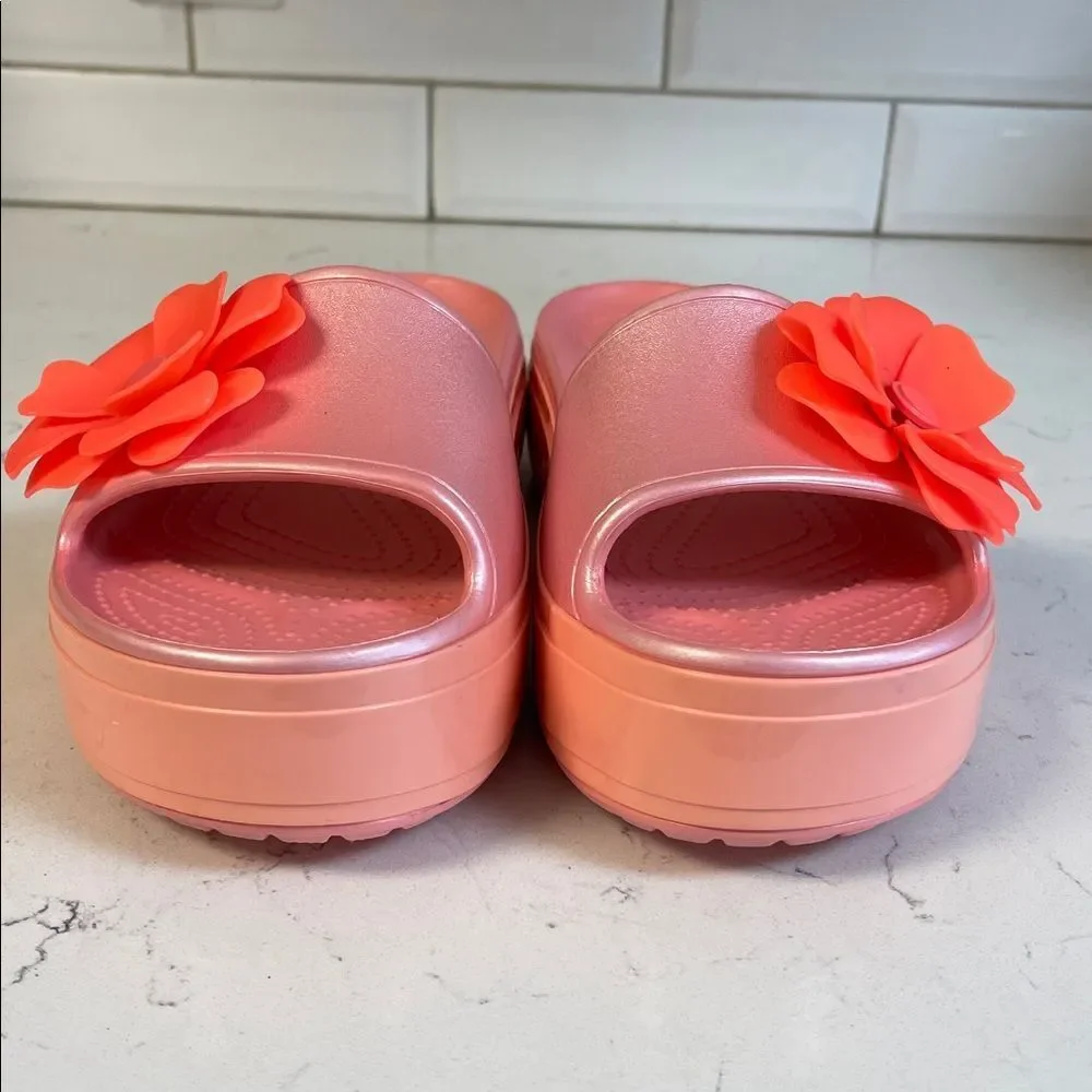 Crocs Crocband™ Platform Vivid Blooms Slide Women's Pink Floral Sandals Size 9